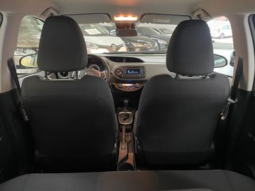 Car image 30