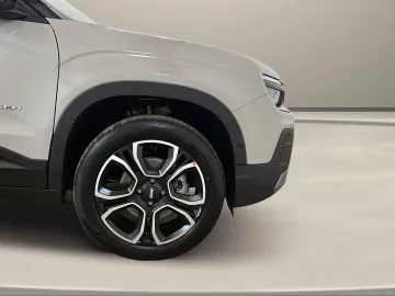 Car image 45