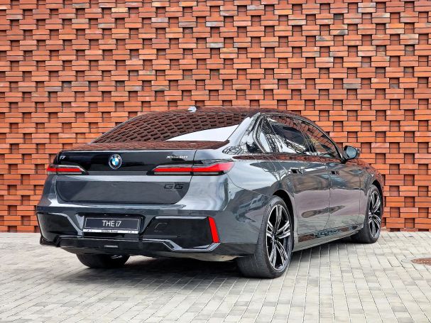 BMW i7 xDrive60 M Sport 400 kW image number 6