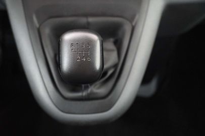 Car image 31