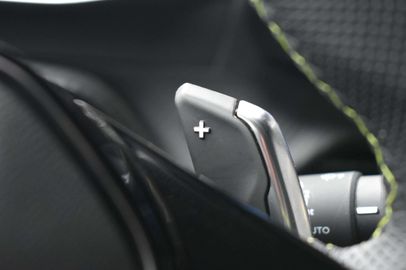 Car image 36