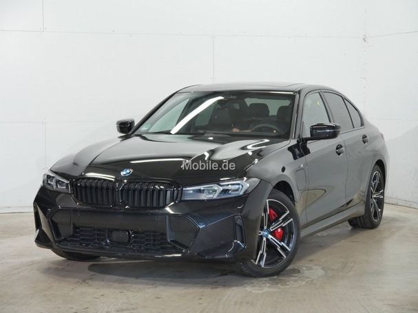 BMW 330e M Sportpaket 215 kW image number 1