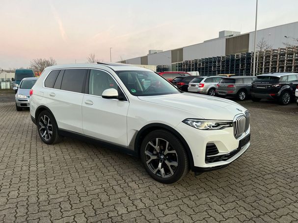 BMW X7 xDrive 195 kW image number 9