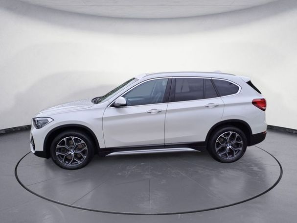 BMW X1 xDrive20d xLine 140 kW image number 4