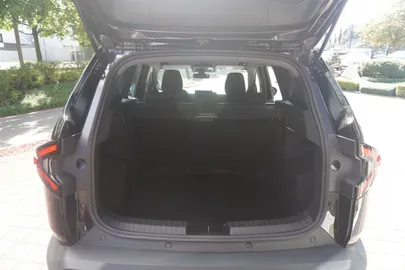 Car image 35
