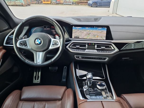 BMW X5 M50i xDrive 390 kW image number 4