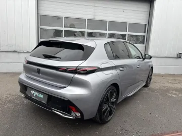 Car image 28