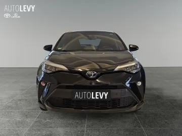 Car image 3
