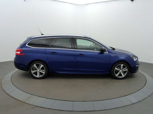 Peugeot 308 1.2 PureTech 130 96 kW image number 4