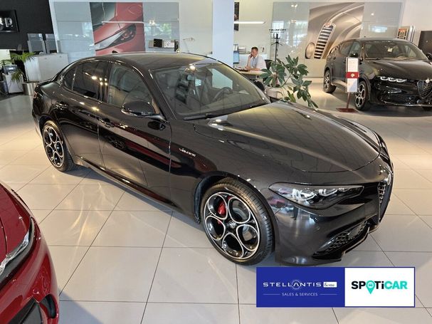 Alfa Romeo Giulia 2.0 Turbo 16V AT8-Q4 Veloce 206 kW image number 2