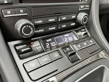 Car image 33