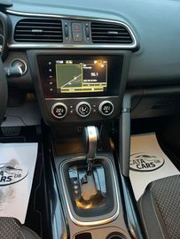 Car image 31