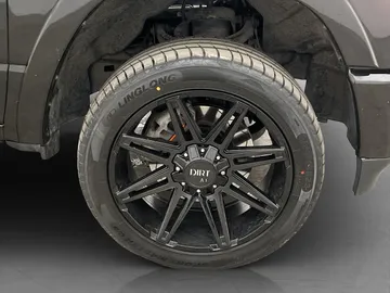 Car image 38