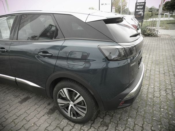 Peugeot 3008 Hybrid e-EAT8 165 kW image number 5