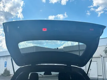 Car image 33