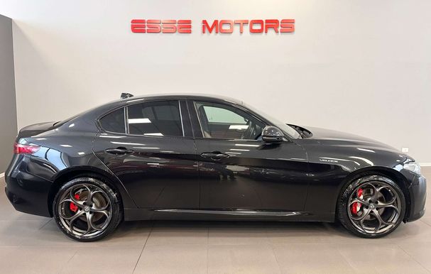 Alfa Romeo Giulia 2.0 Veloce 206 kW image number 3