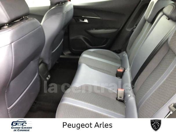 Peugeot 2008 PureTech 130 Allure 96 kW image number 7