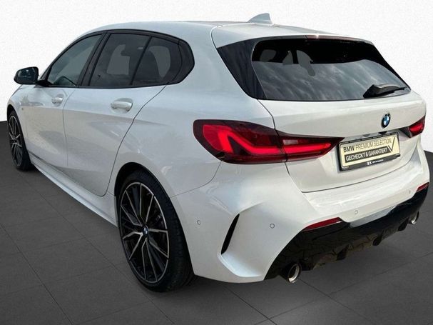 BMW 120i M Sport 131 kW image number 2