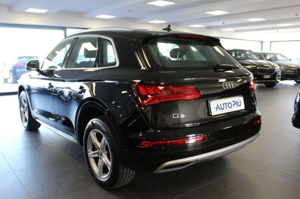 Audi Q5 2.0 TDI quattro S tronic Sport 140 kW image number 3