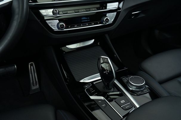 BMW X3 xDrive 210 kW image number 9