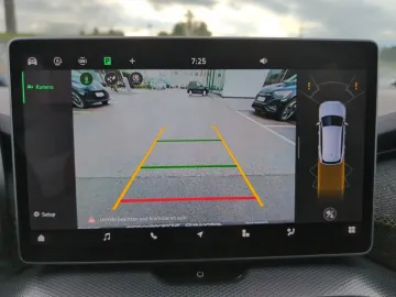 Car image 27