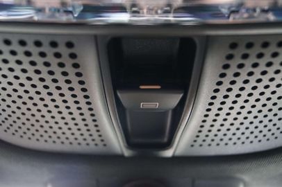 Car image 41