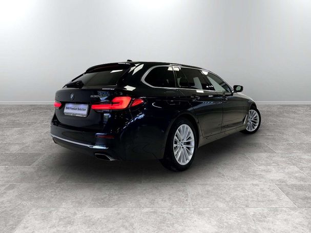 BMW 530 Touring xDrive 183 kW image number 3