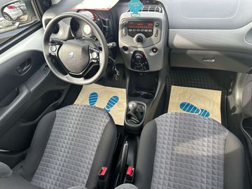 Car image 33