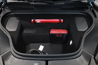 Car image 28