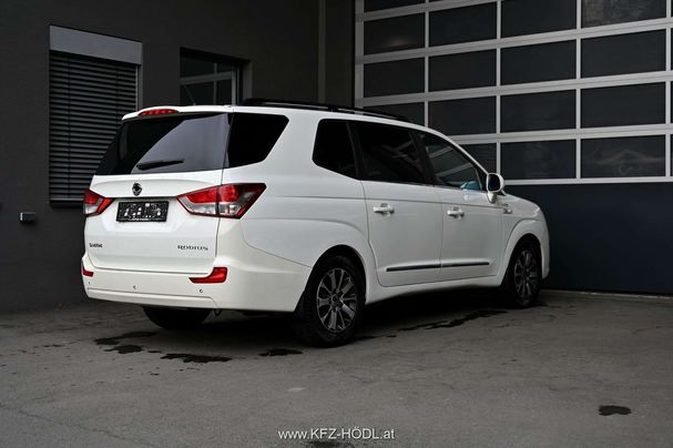 SsangYong Rodius 4WD 131 kW image number 3