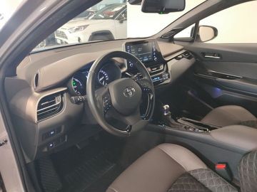 Car image 15