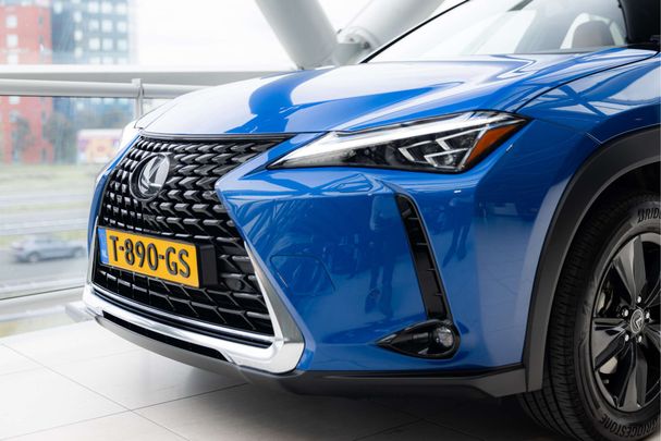 Lexus UX 250h 135 kW image number 48