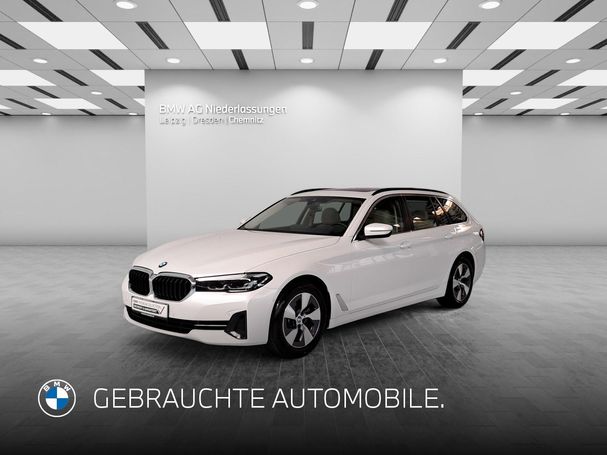 BMW 520i Touring 135 kW image number 1