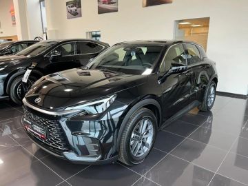 Car image 19