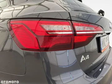 Car image 29