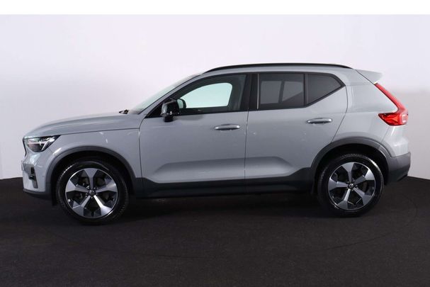 Volvo XC40 B3 Plus Dark 120 kW image number 5