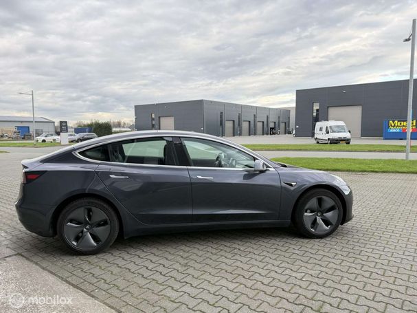 Tesla Model 3 60 Standard Range Plus 175 kW image number 2