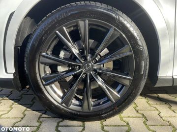 Car image 31