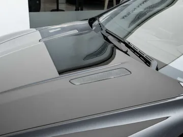 Car image 37