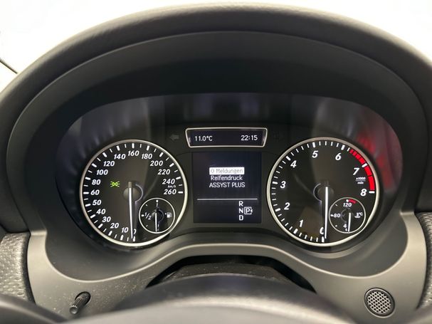 Mercedes-Benz A 180 BlueEFFICIENCY 90 kW image number 33