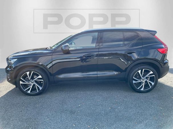 Volvo XC40 B4 Momentum Pro 145 kW image number 17