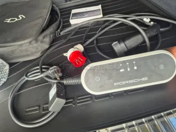 Car image 38