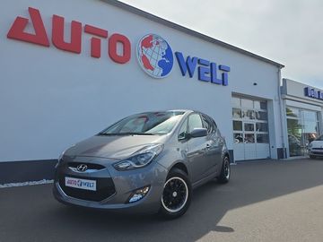 Car image 30