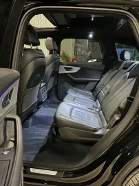 Car image 34