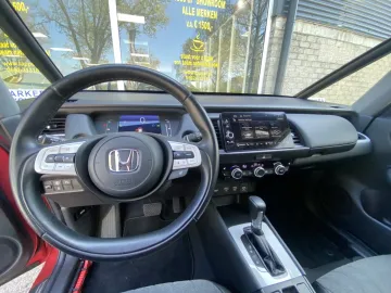 Car image 39
