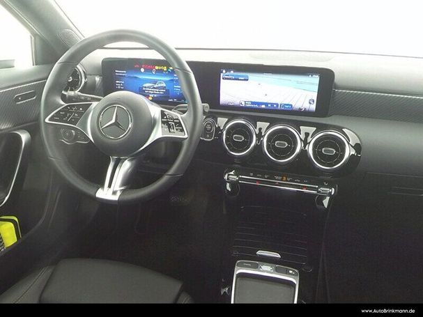 Mercedes-Benz A 180 100 kW image number 4