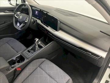 Car image 37