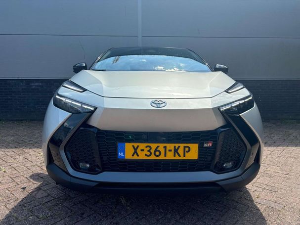 Toyota C-HR 2.0 Hybrid 145 kW image number 23