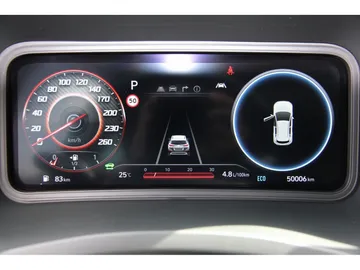 Car image 25