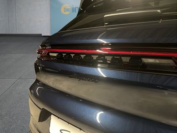 Car image 29